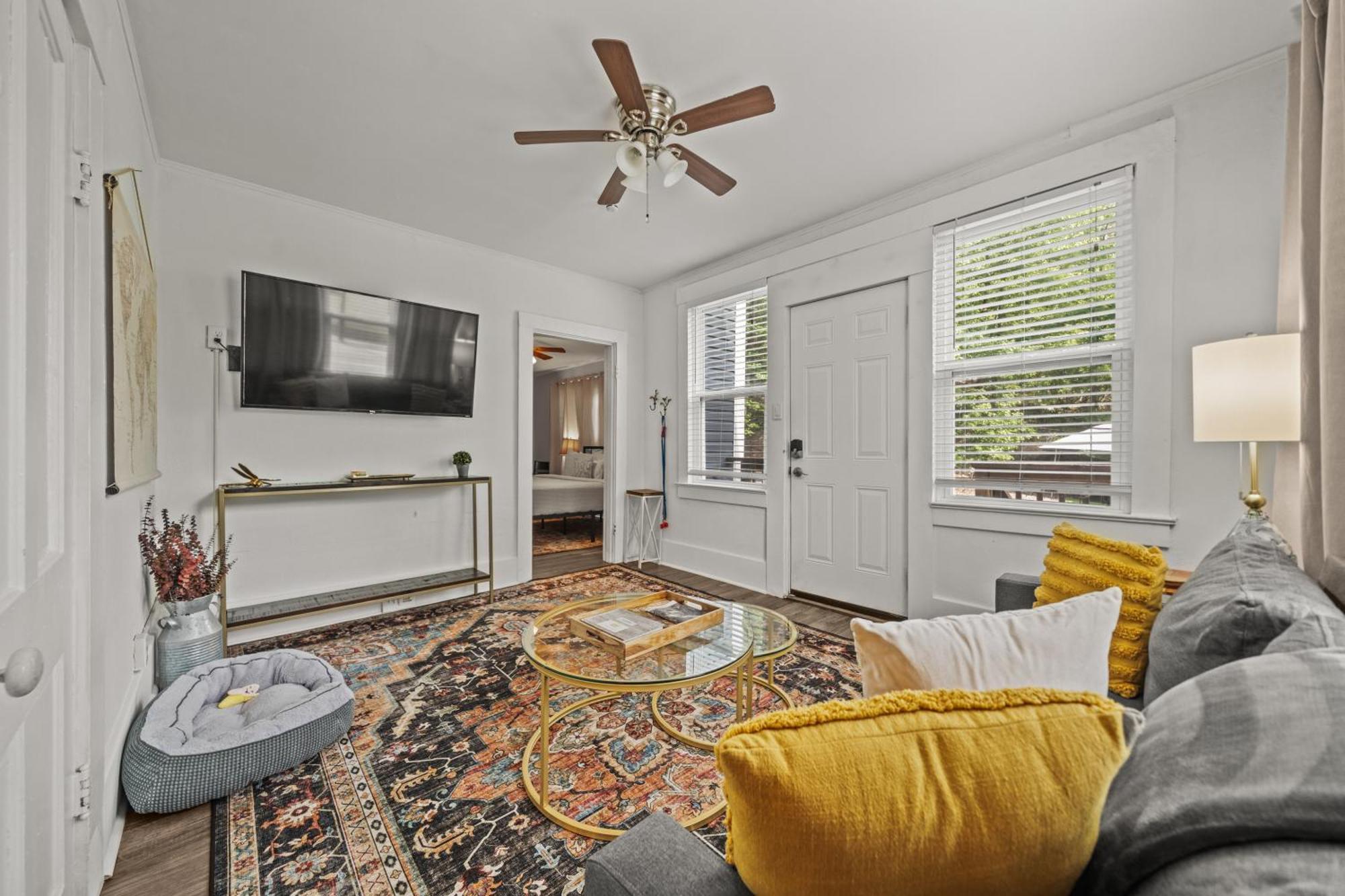Cedar Blossom Bungalow Is A Cozy Getaway With A 5 Minute Walk To Downtown! Hot Springs Exteriör bild