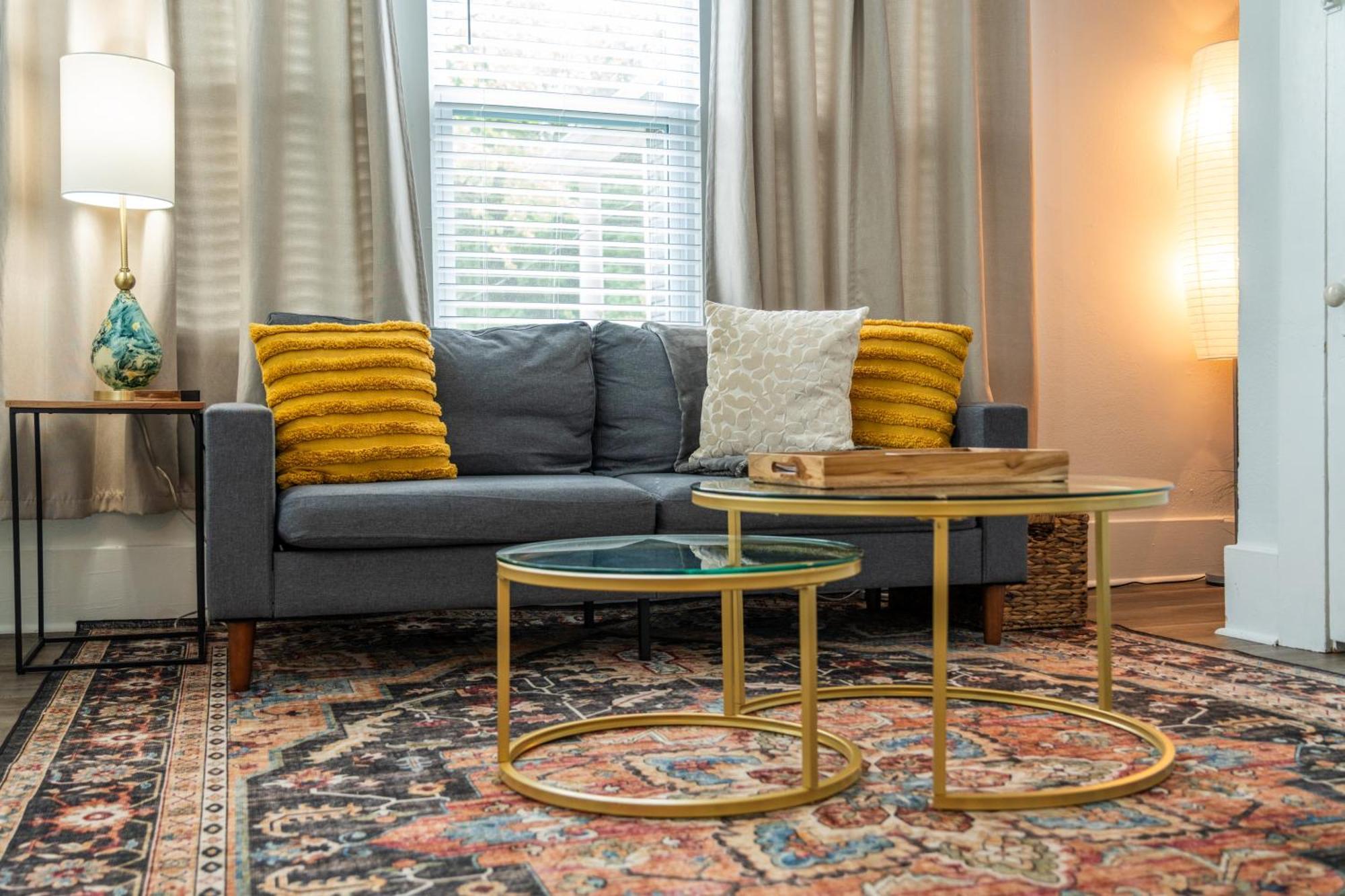 Cedar Blossom Bungalow Is A Cozy Getaway With A 5 Minute Walk To Downtown! Hot Springs Exteriör bild